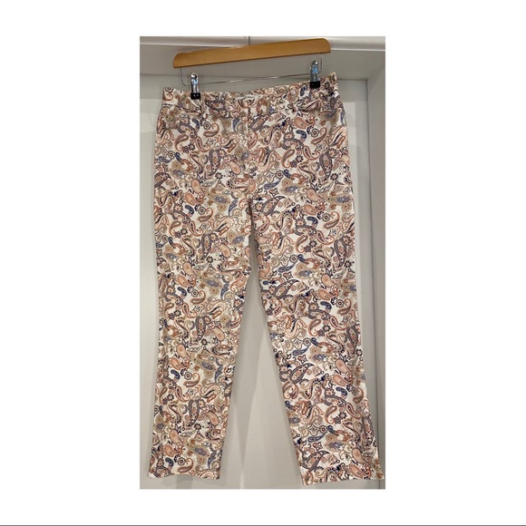 Women’s Sportscraft cropped Capri length pants paisley print size 10 zip button - Picture 4 of 10